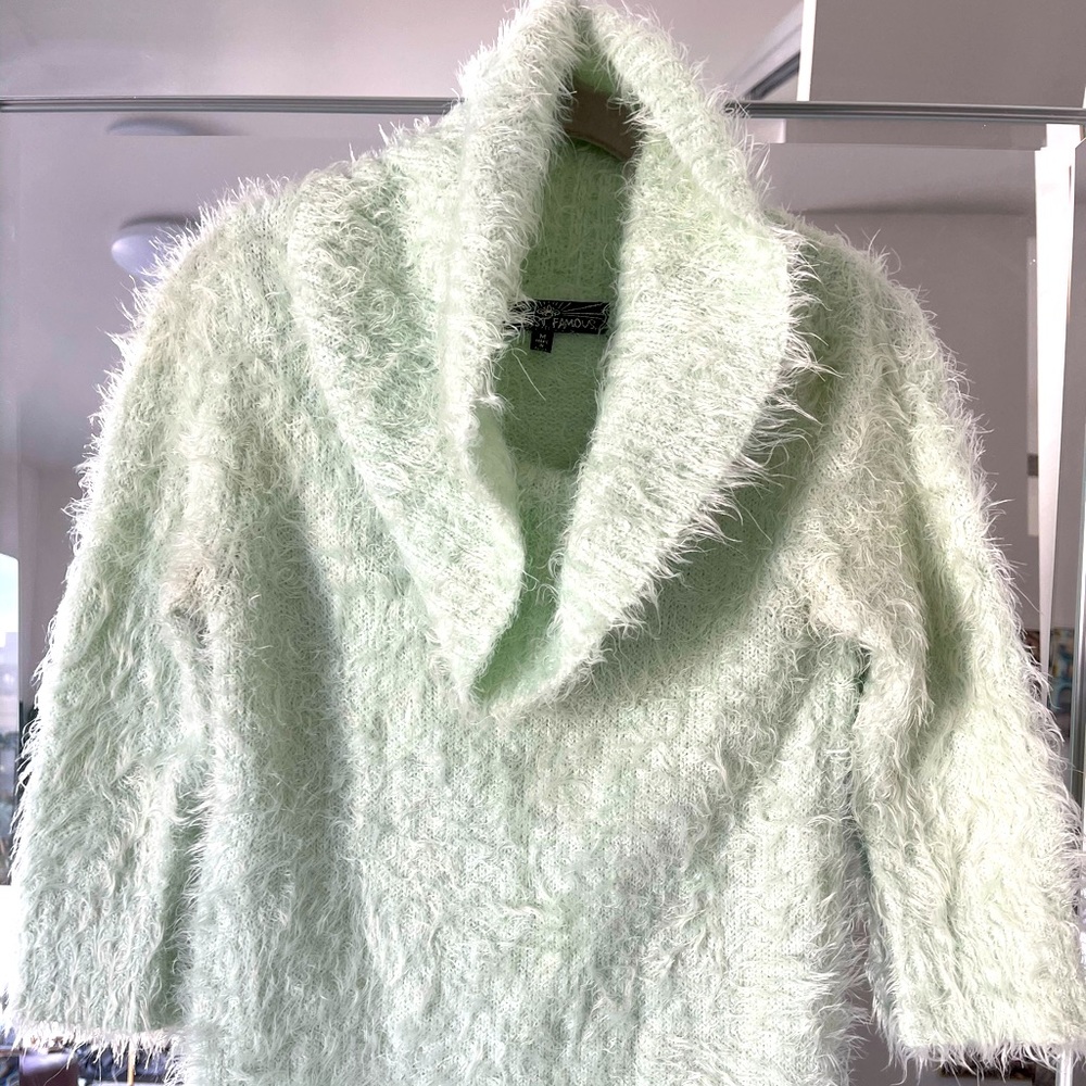 Almost Famous Mint Feather cowl Neck / Off the shoulder top size Medium